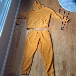 Nike orange sweat suit